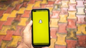 Snapchat Turns Ads Into AI Chatbots, Dumping Traditional Marketing in DMs