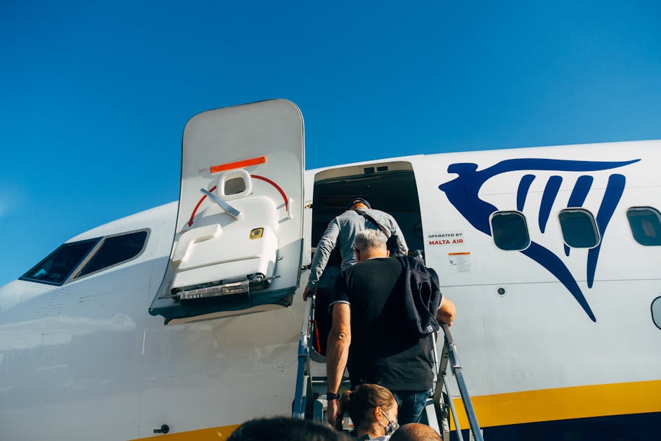 Spirit Airlines’ Low-Cost Branding: How Cheap Gimmicks Blew Up Its Business