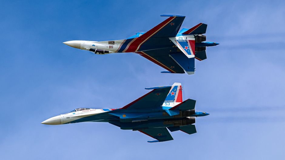 Google’s Obsession With ‘Russian Fighter Jets’ Tells You Everything About This Summer’s Anxiety