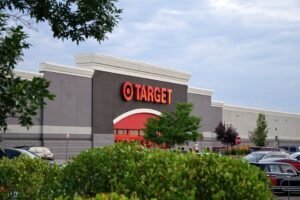 Target Cashes In on Adtech and Tariffs, While the Rest of Retail Eats Sand This August