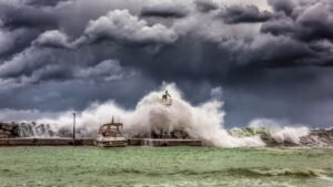 Tornado Warnings Surge: Why New Yorkers Are Glued to Weather Alerts This August