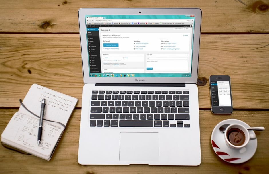 Yoast 25.0: The Bloatware King of WordPress Isn't Doing Your SEO