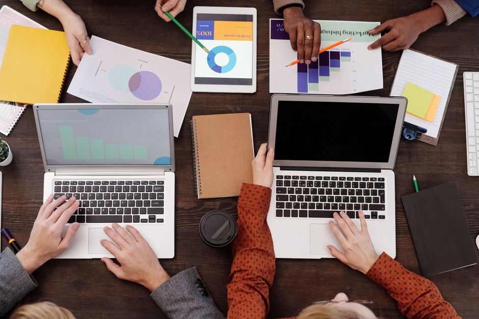 AI Is Exposing Just How Useless Half Your In-House Marketing Team Actually Is