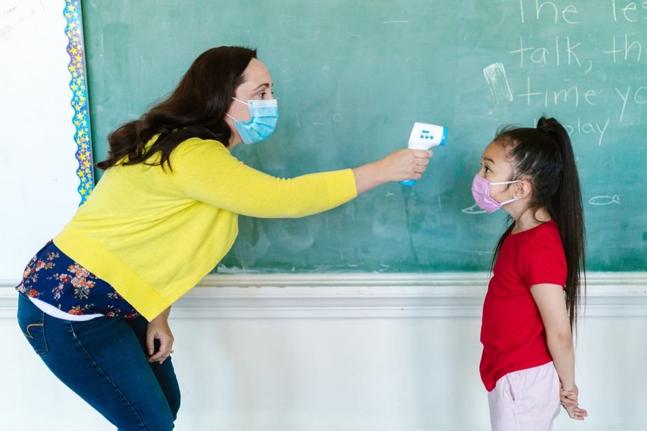 Instagram’s School Safety Push: Lipstick on a Data-Harvesting Pig