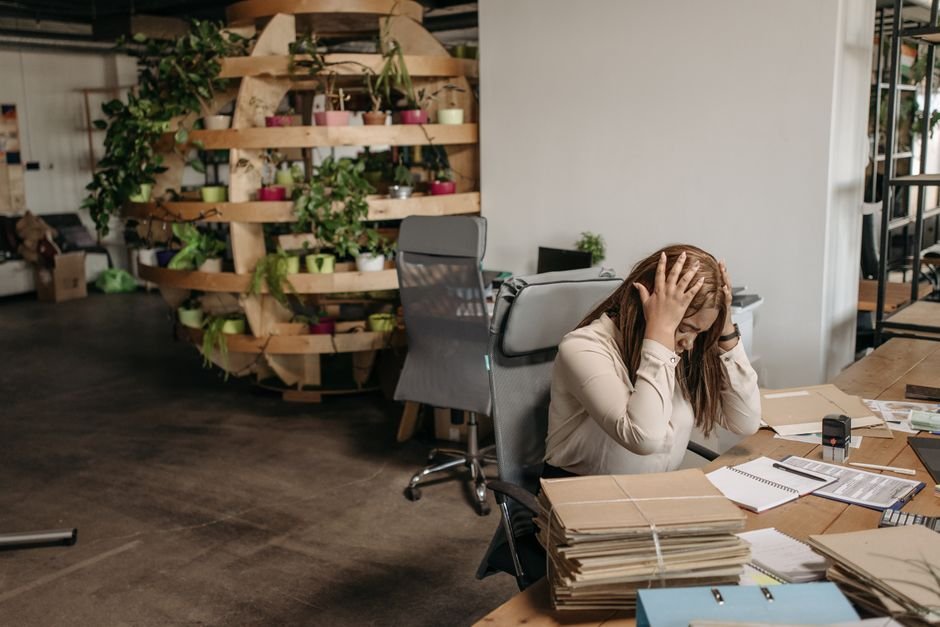 PR Daily Flags Employee Email Fatigue, Offers New Engagement Guide