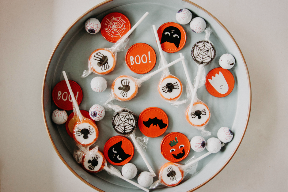 Reese’s Turns Halloween Into a Content Farm With Its ‘Trick-or-Treatiest Street’ Stunt