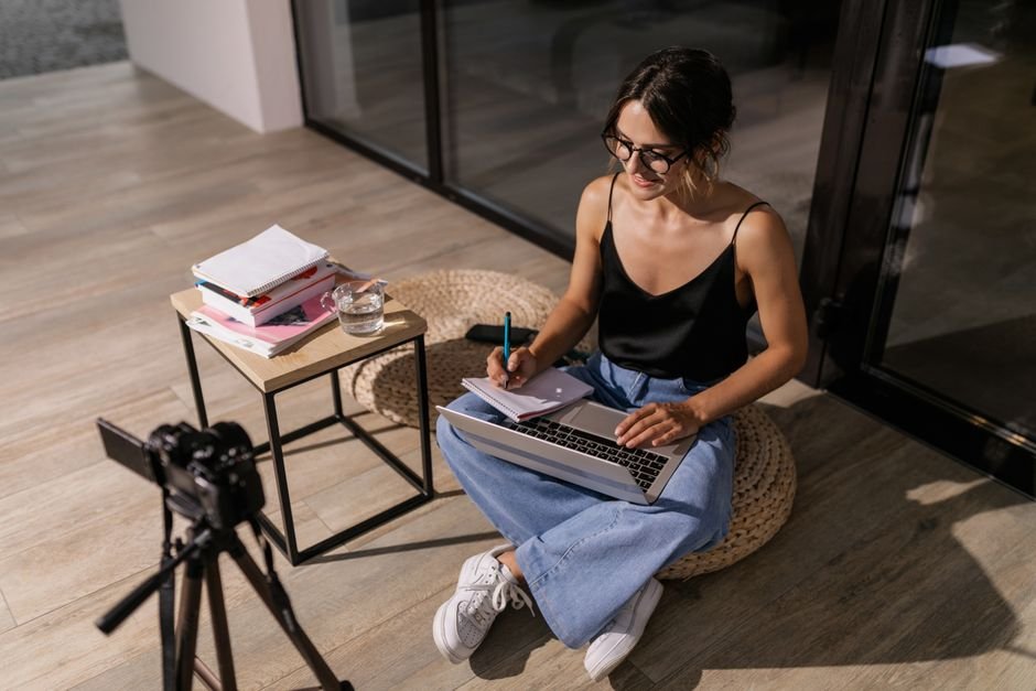 Universities Add Creator Economy Courses as Student Interest Surges